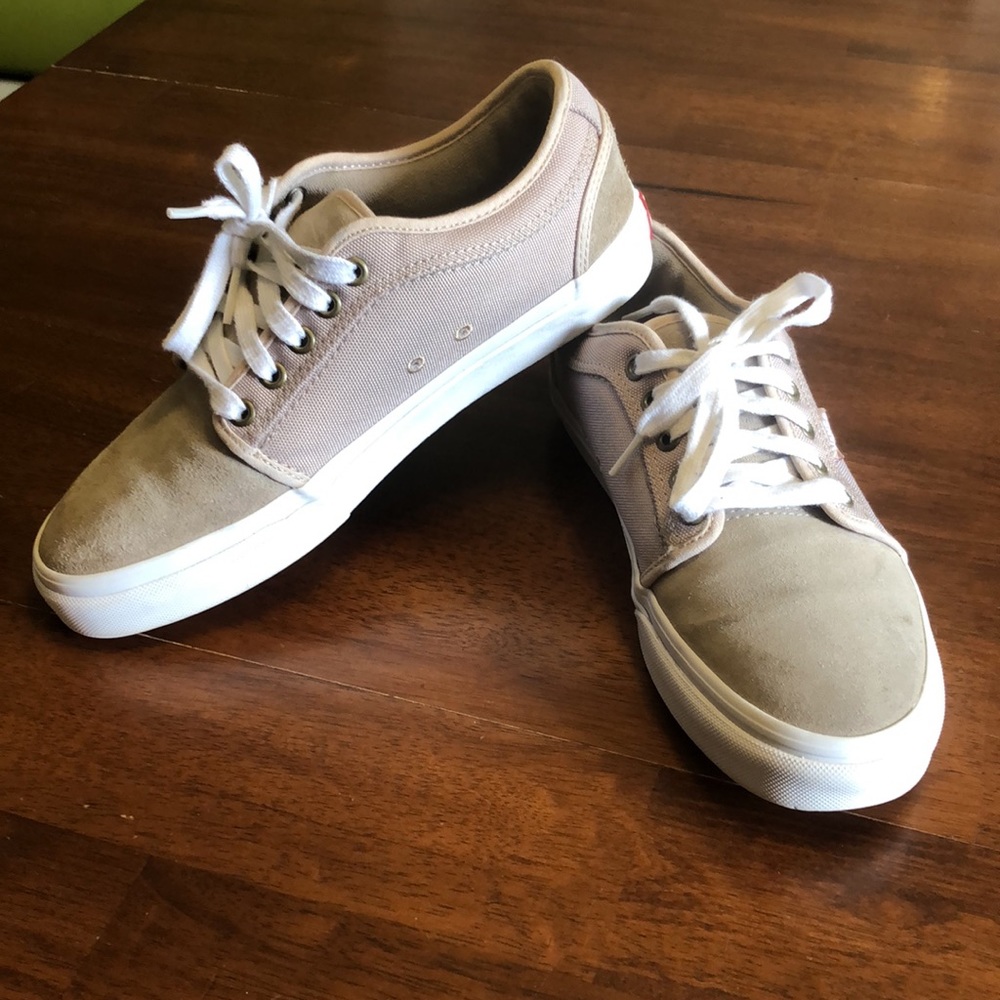 VANS ULTRACUSH  shoes in great condition!